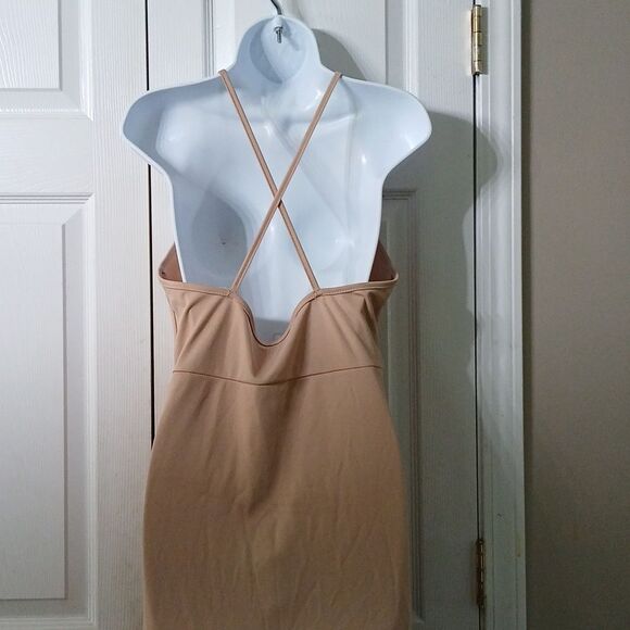 Tan nude color spaghetti cross over straps pleated front dress Sz XL EUC - Picture 7 of 8